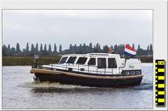 Vacance Duetvlet 980 (powerboat)