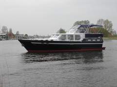 Vacance Clasic 13.10 (powerboat)