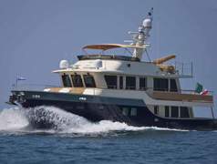 President Yachts MY 70 (powerboat)