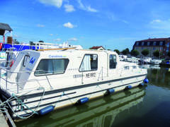 Nicols Les Canalous Riviera 1130 (powerboat)