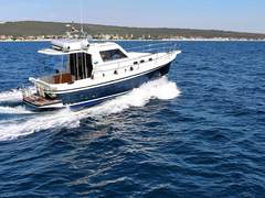 Adria Event 1002V BT (11) (powerboat)