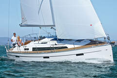 Bavaria Cruiser 37 (sailboat)