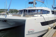 Bali 4.2 N (Segelboot)